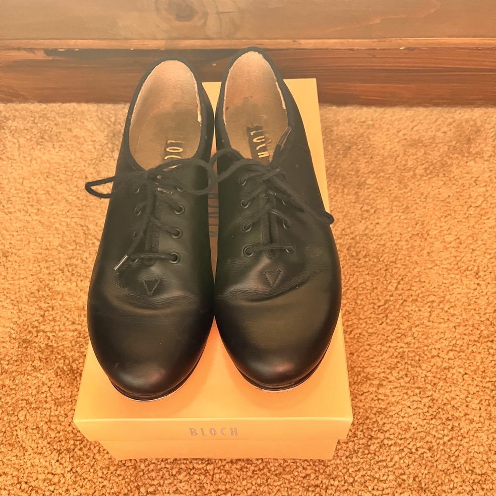 Bloch tap shoes